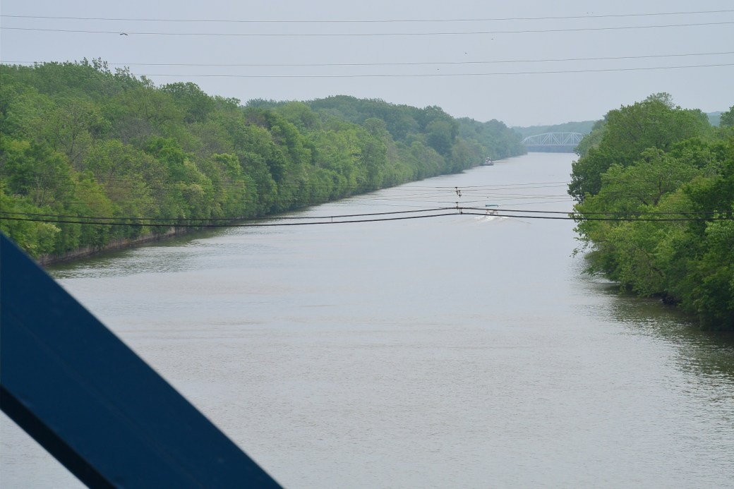 11736405070-CommerceProduct-7182-84-84